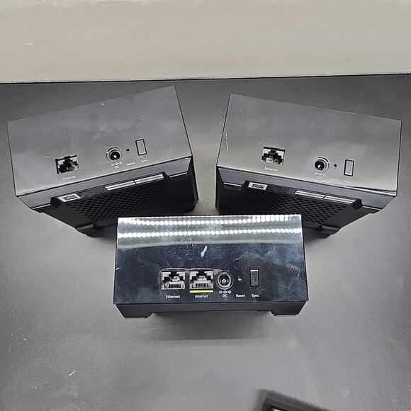 NETGEAR Nighthawk Mesh WiFi 6 System MK62 – Router + 2 Satellites – AX1800 Whole - Picture 4 of 8